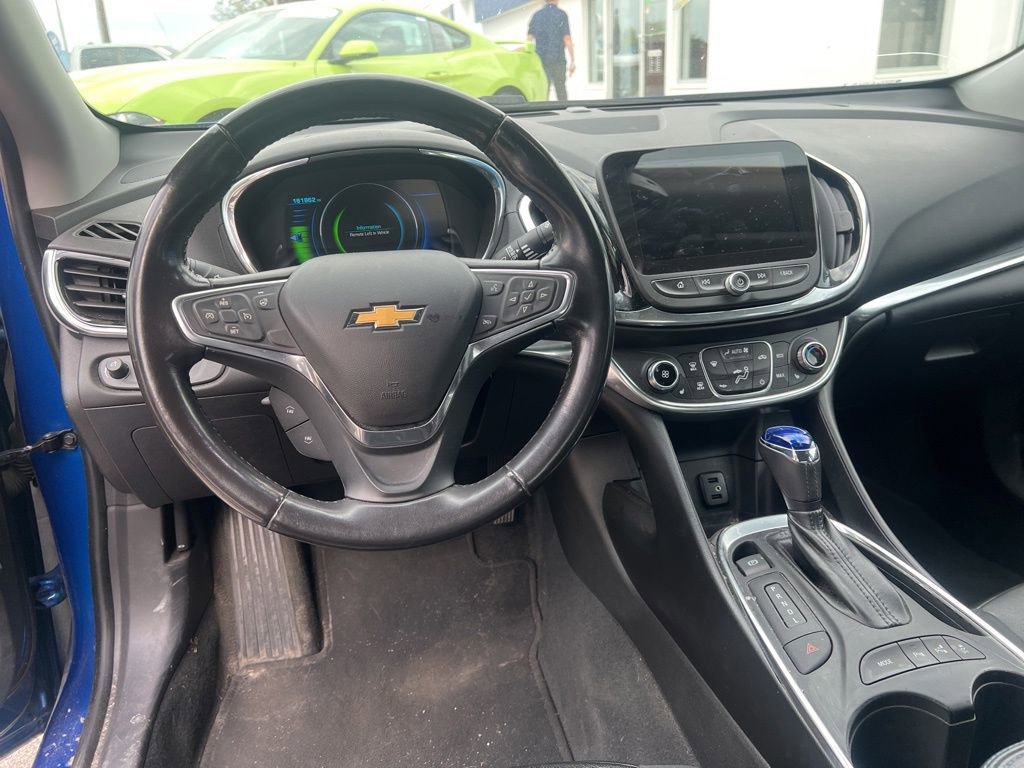 Used 2018 Chevrolet Volt Premier FWD image 5
