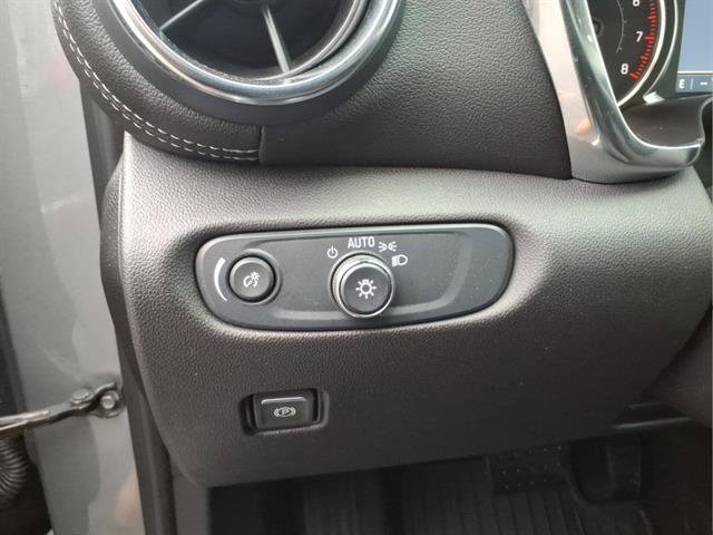 Certified 2025 Chevrolet Blazer LT image 13