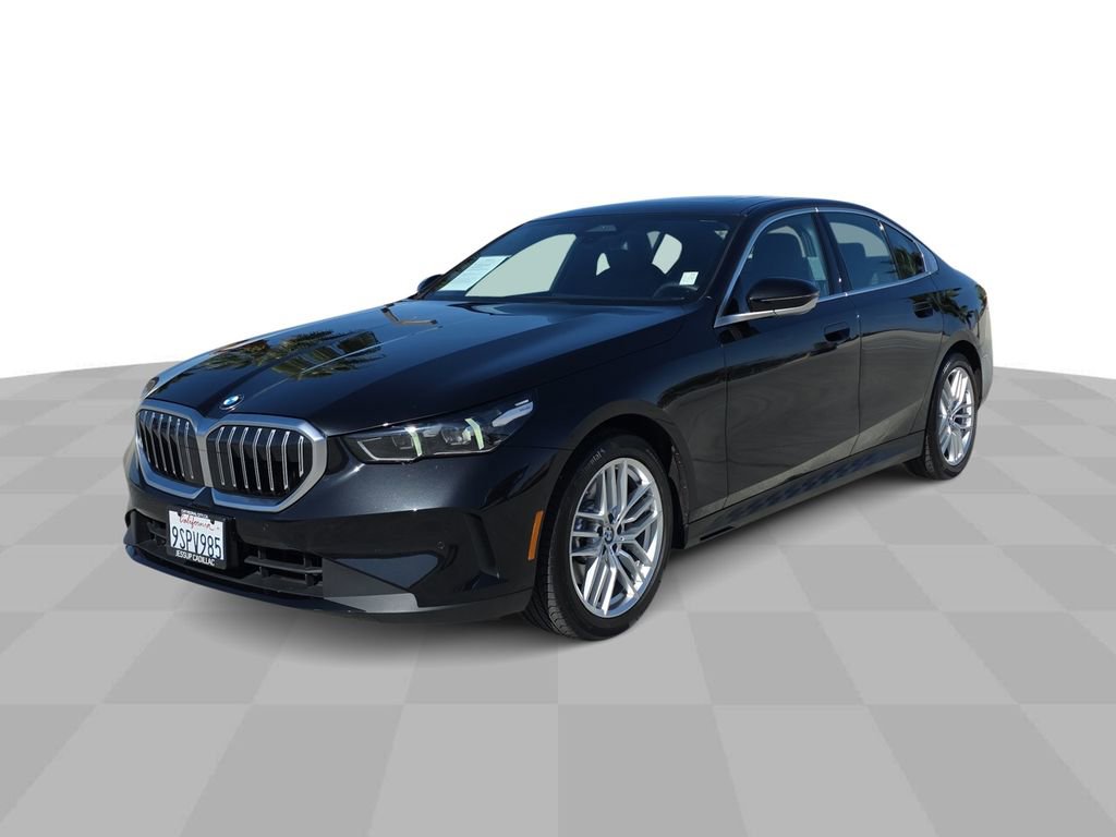 Used 2025 BMW 530i image 4