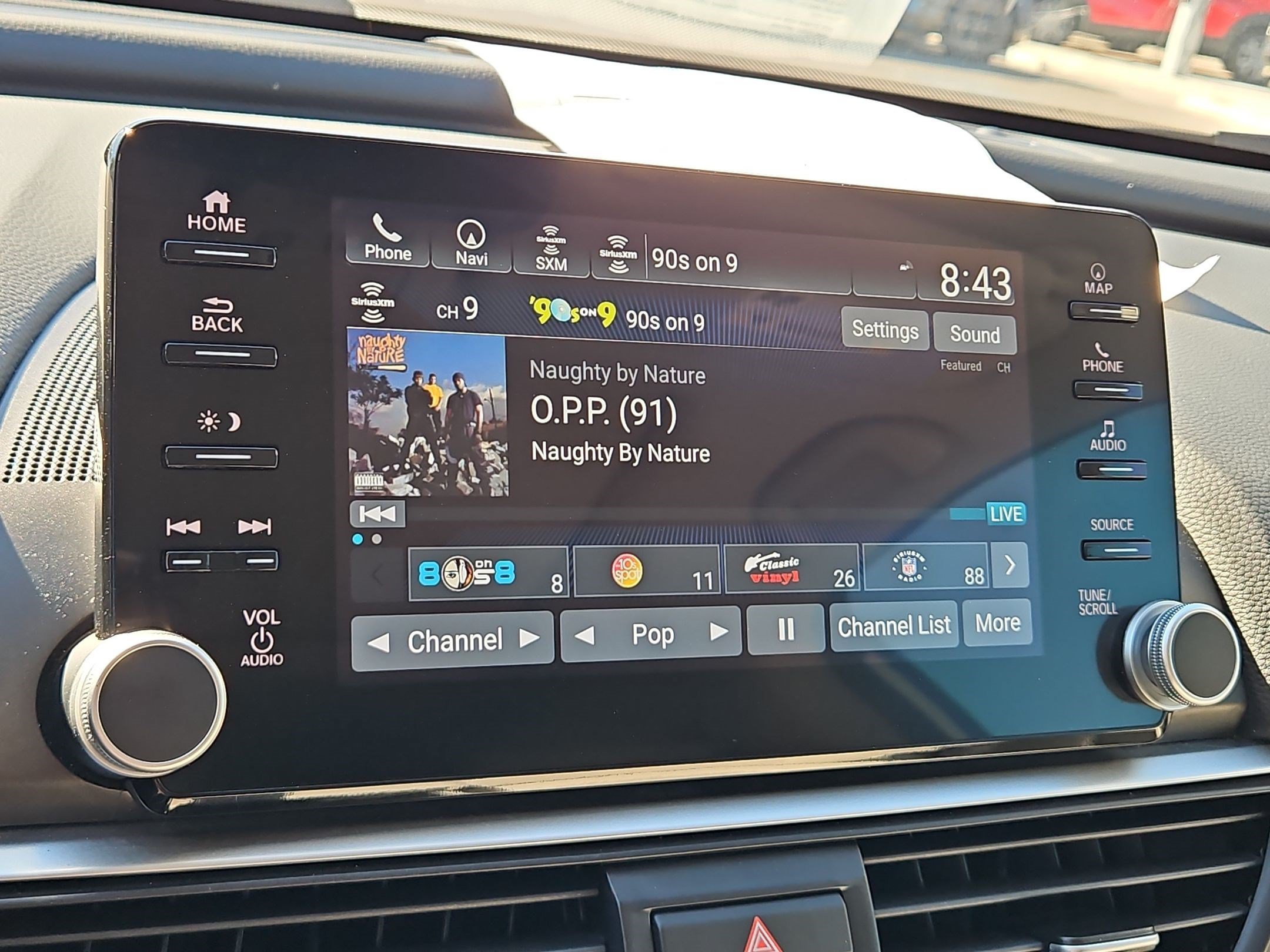 Used 2022 Honda Accord Touring image 19