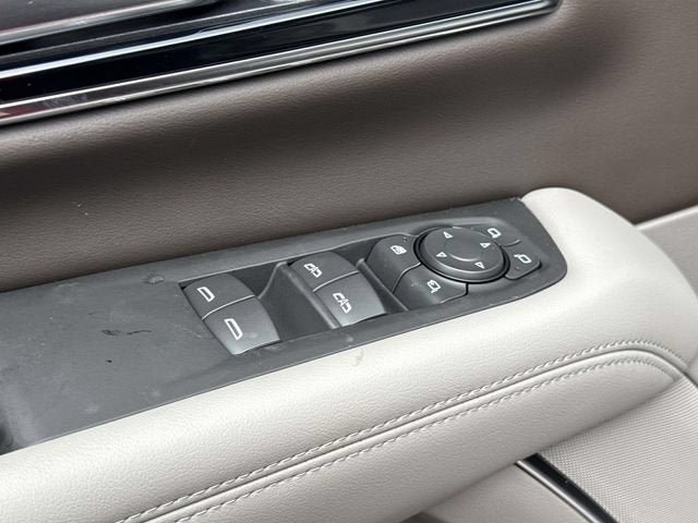 New 2026 GMC Yukon Elevation AWD/4WD image 10