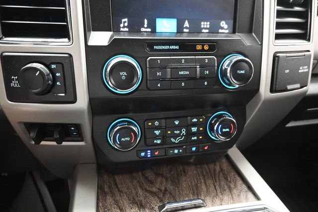 Used 2019 Ford F250 Lariat w/ Lariat Value Package AWD/4WD image 46
