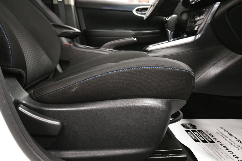 Used 2018 Nissan Sentra SR w/ Technology Package image 26