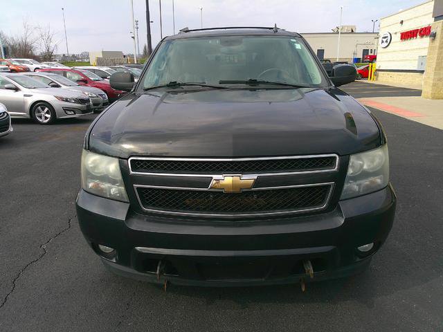 Used 2011 Chevrolet Suburban LT image 4