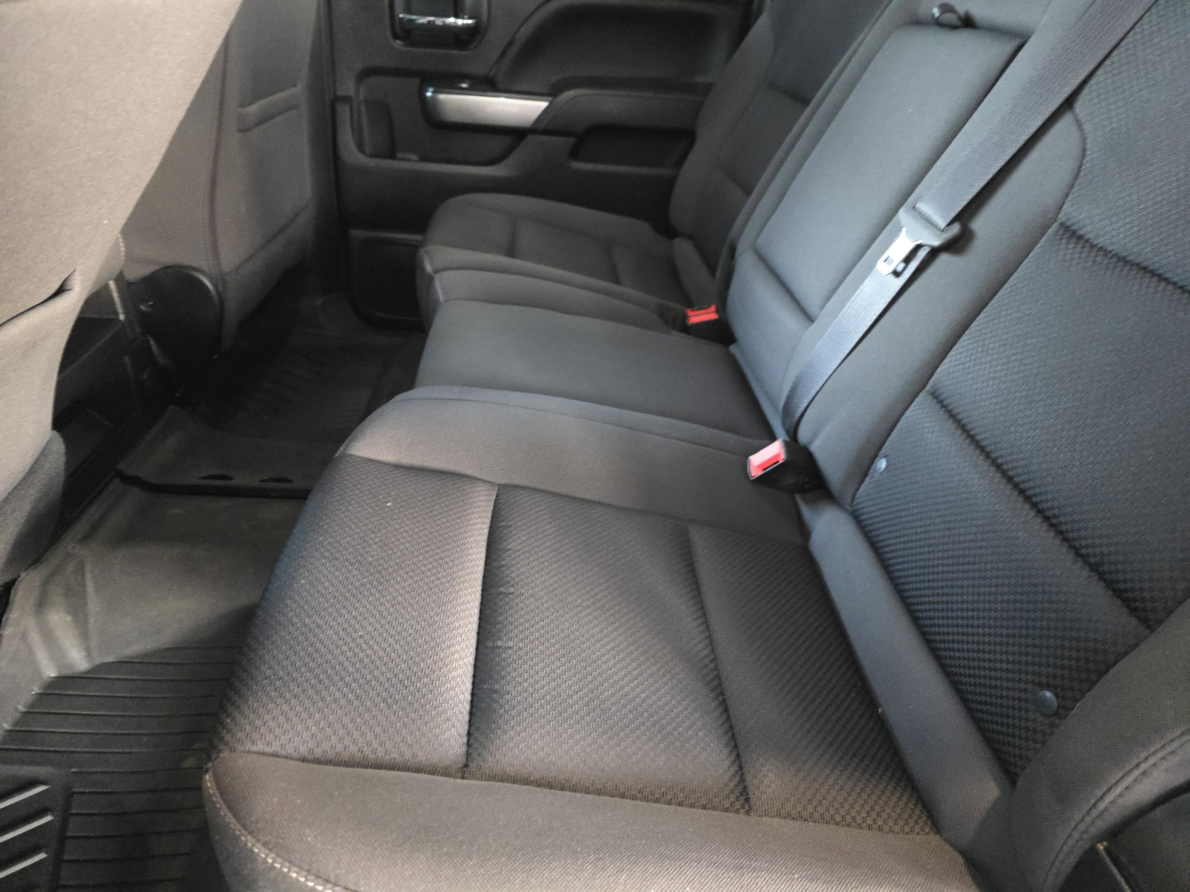 Used 2018 Chevrolet Silverado 1500 LT w/ All Star Edition image 22