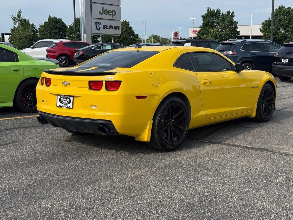 Used 2010 Chevrolet Camaro SS w/ Black Stripe Package RWD image 3