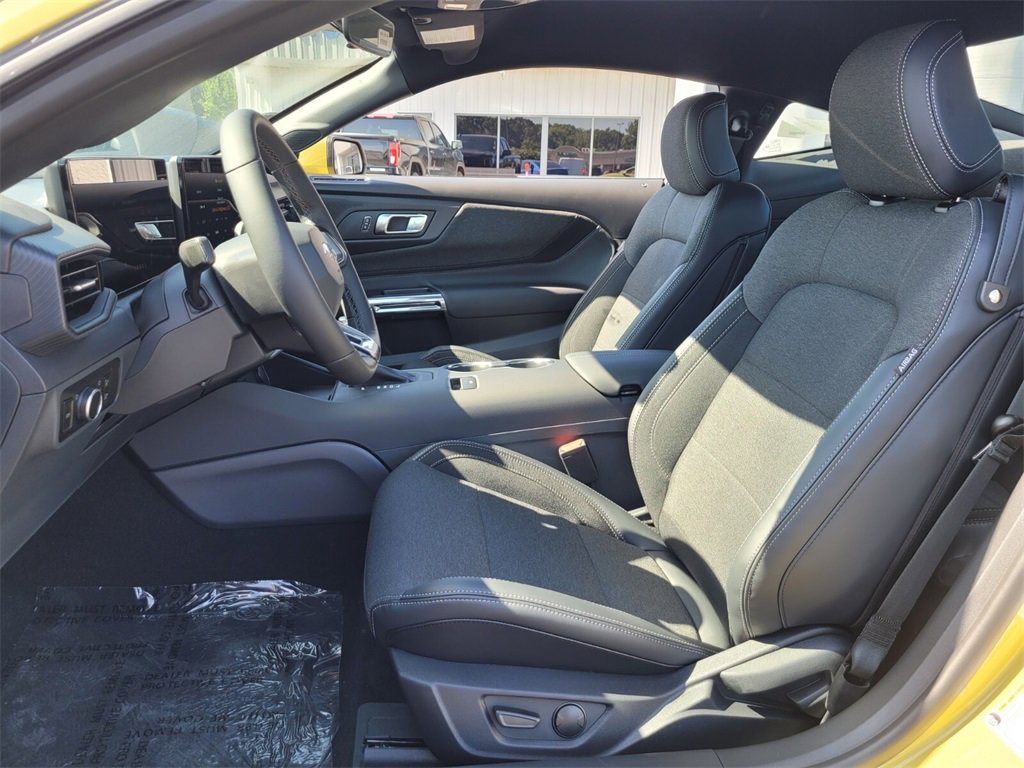 New 2025 Ford Mustang Coupe image 6