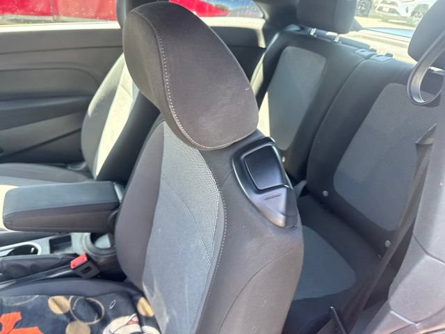 Used 2018 Volkswagen Beetle 2.0T S FWD image 8