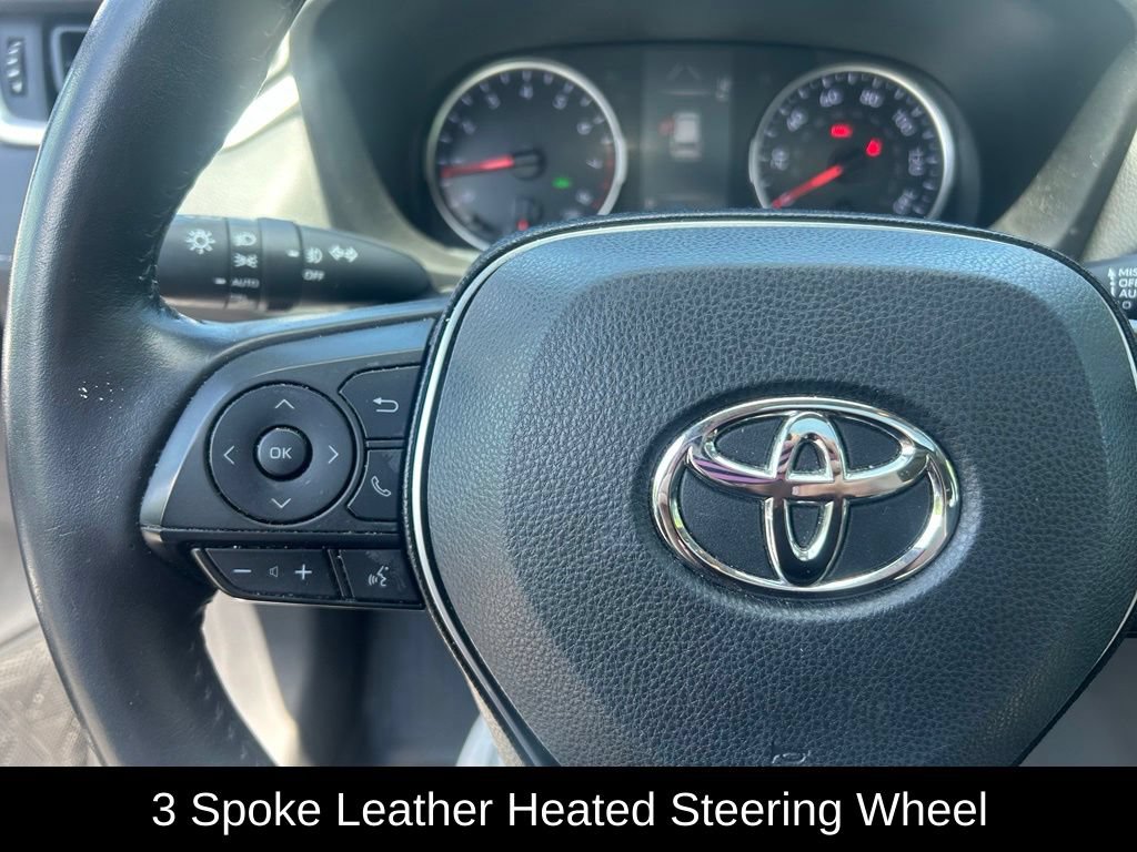 Used 2020 Toyota RAV4 XLE Premium AWD/4WD image 11