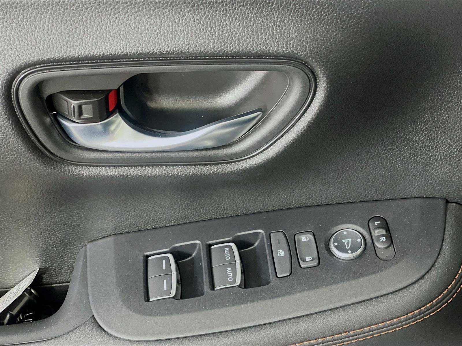 New 2026 Honda HR-V Sport image 18