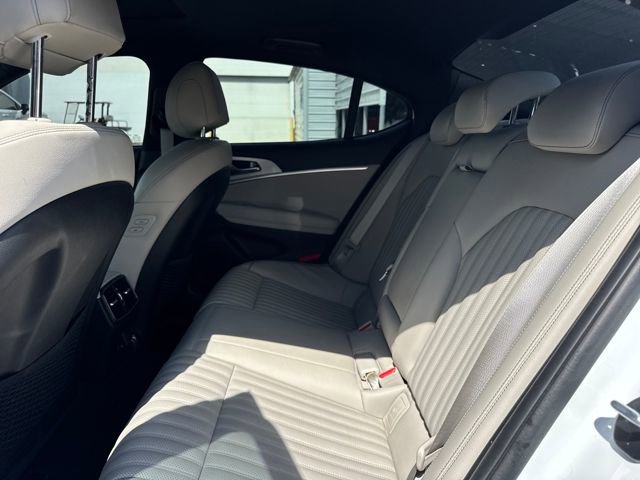 Used 2023 Genesis G70 2.0T w/ Sport Prestige Package image 11