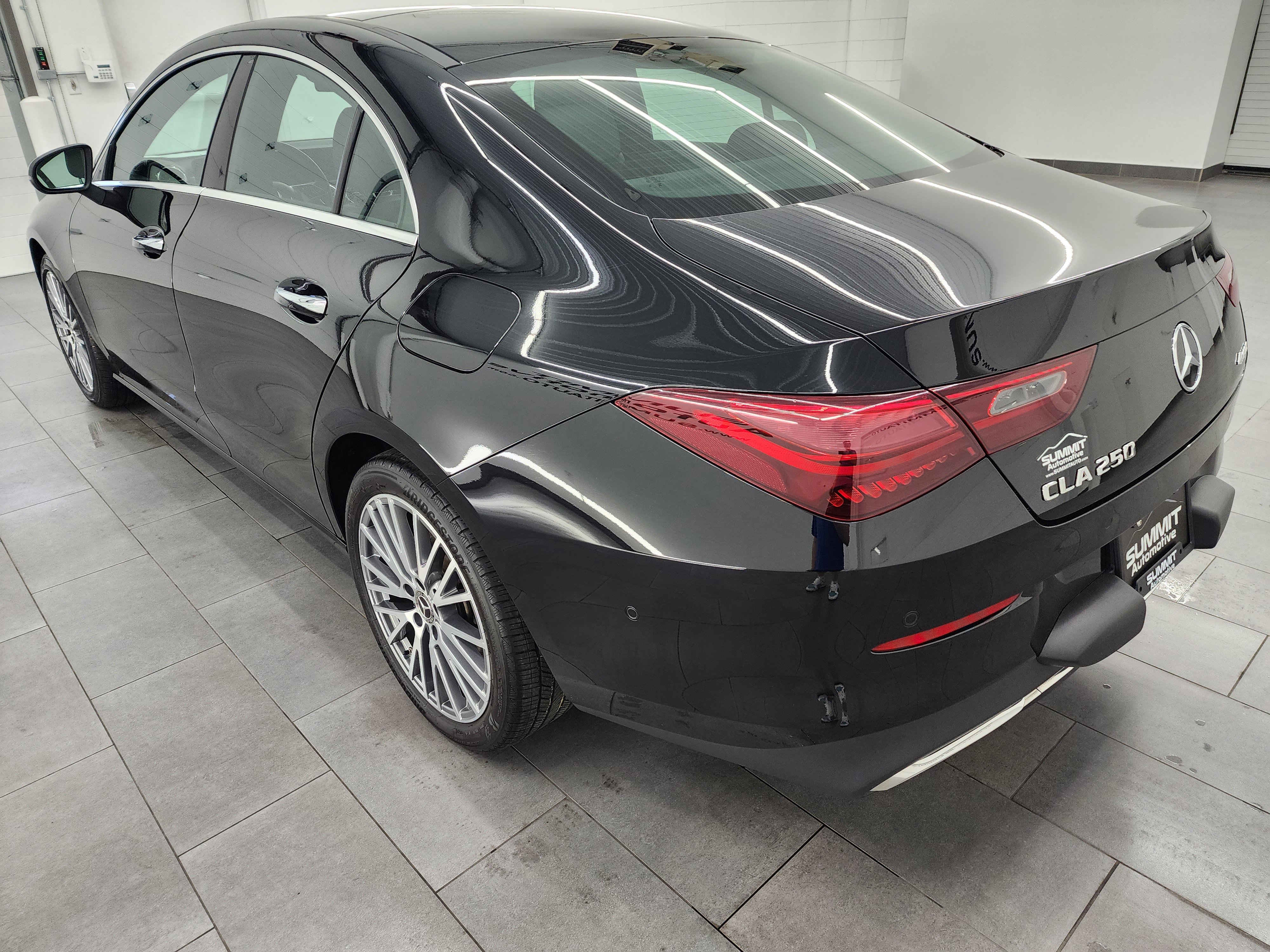 Used 2025 Mercedes-Benz CLA 250 4MATIC image 6