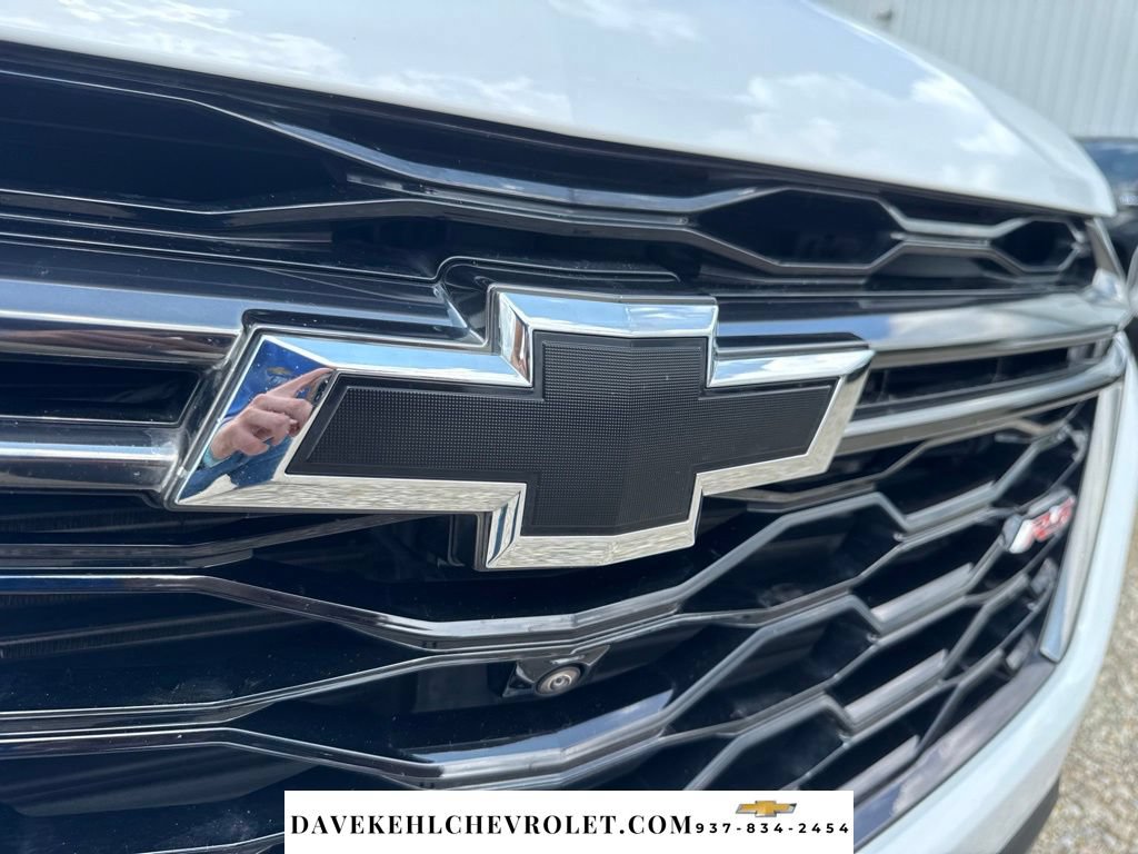 Used 2023 Chevrolet Traverse RS FWD image 43