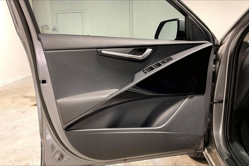 Used 2024 Kia Niro Wind w/ Wind Preserve Package FWD image 21