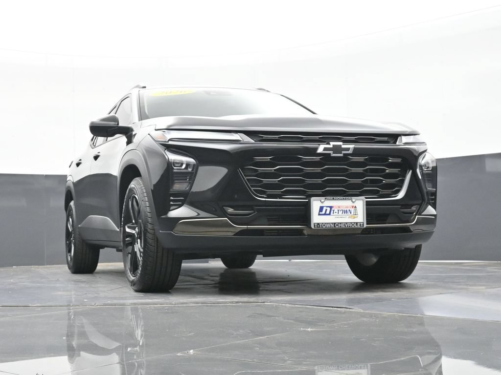 Used 2026 Chevrolet Trax ACTIV w/ Driver Confidence Package FWD image 48