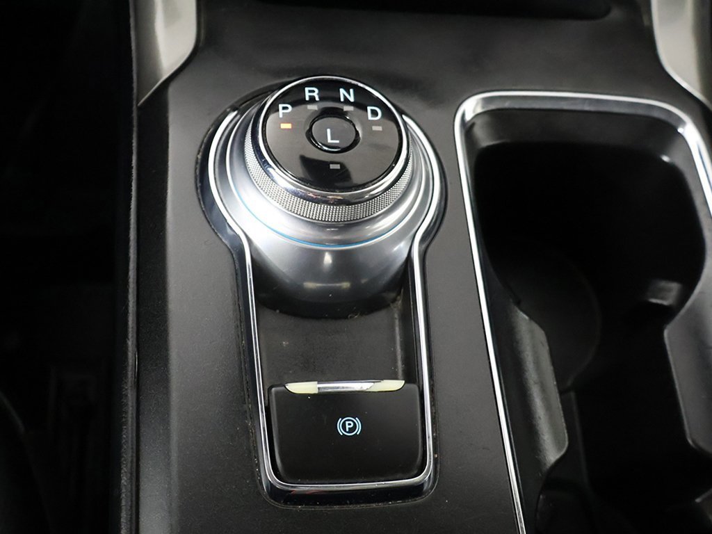 Used 2019 Ford Fusion SEL image 46