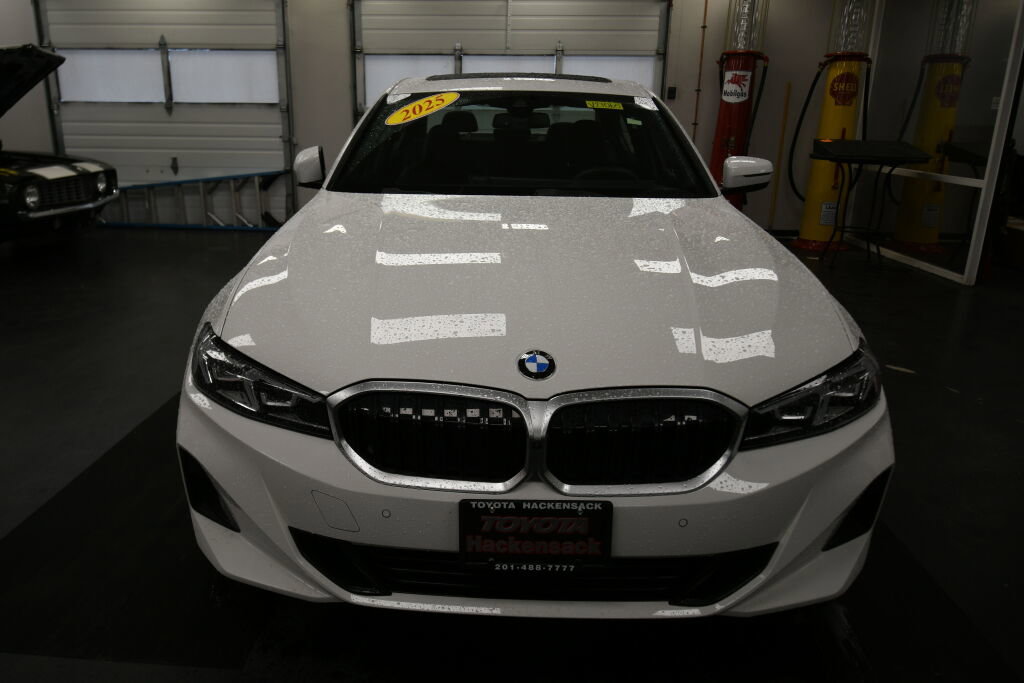 Used 2025 BMW 330i xDrive Sedan w/ Premium Package image 3