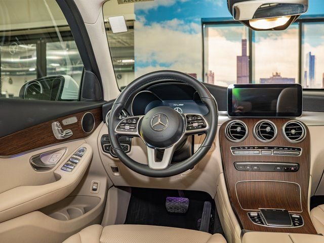 Certified 2022 Mercedes-Benz GLC 300 4MATIC image 16