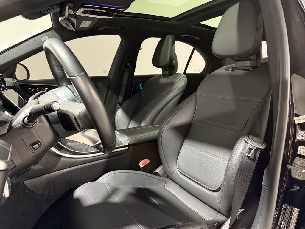 Used 2024 Mercedes-Benz C 300 Sedan image 3