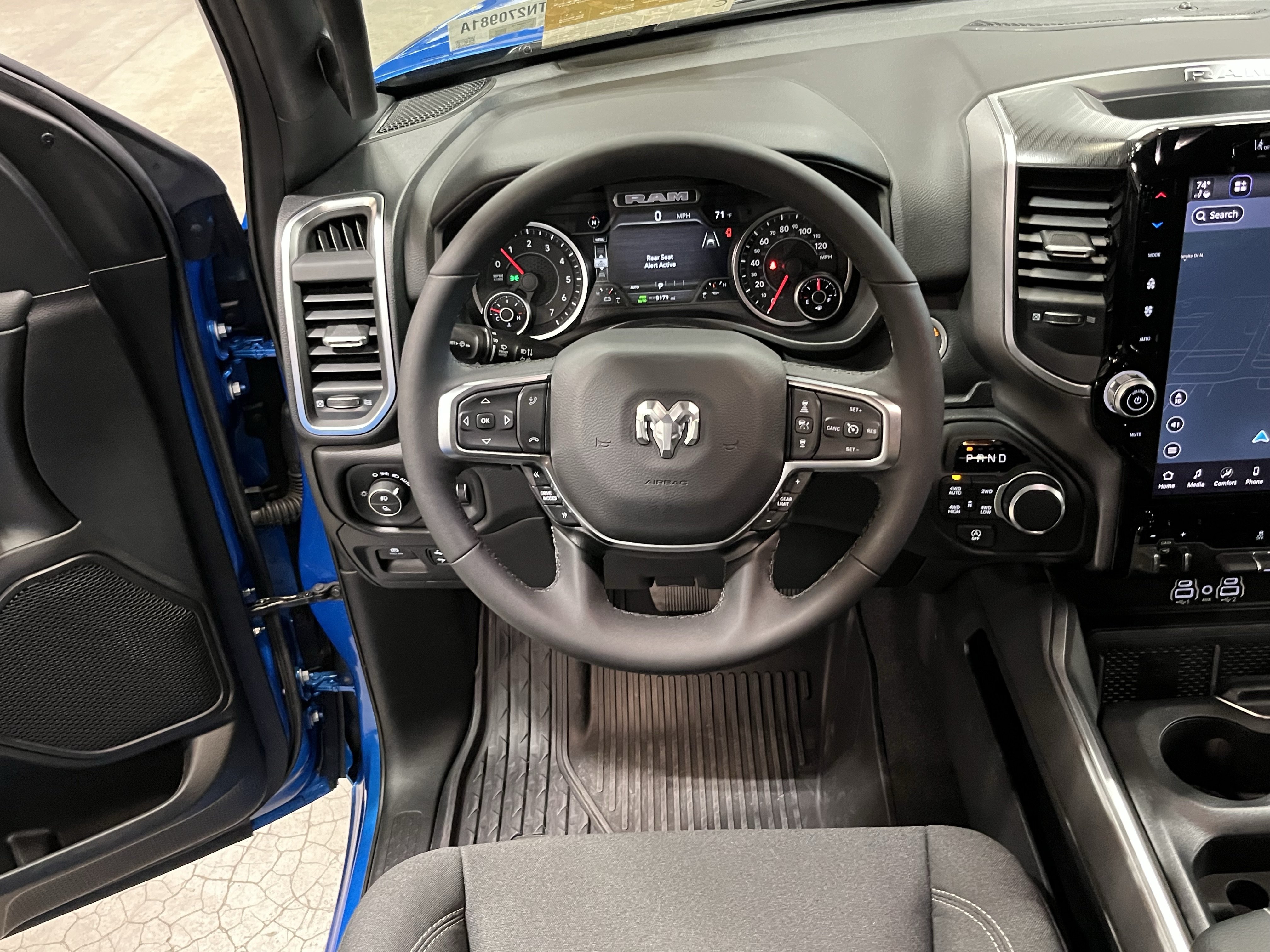Certified 2026 RAM 1500 Big Horn AWD/4WD image 15
