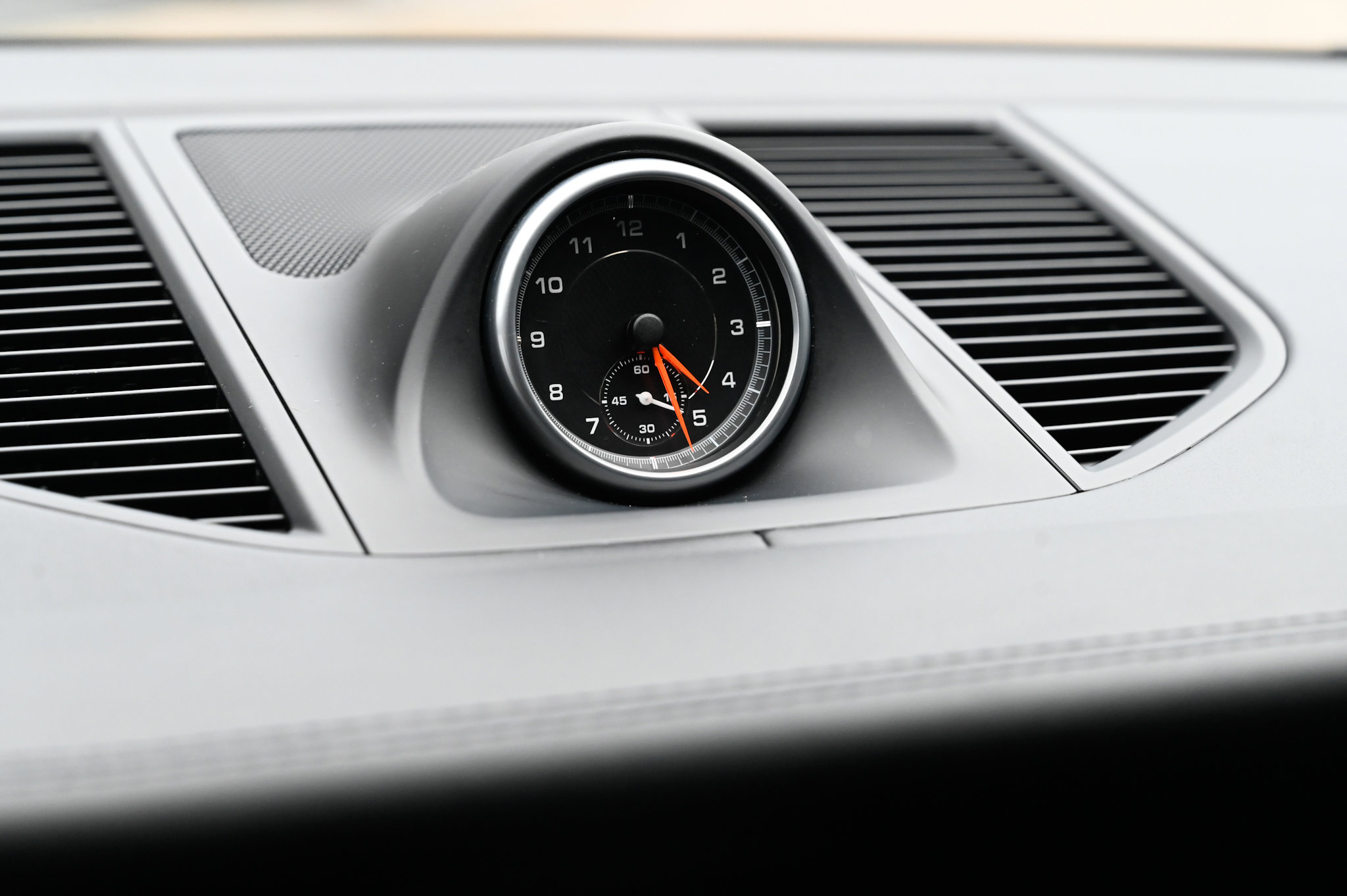 Used 2018 Porsche Macan Turbo image 31