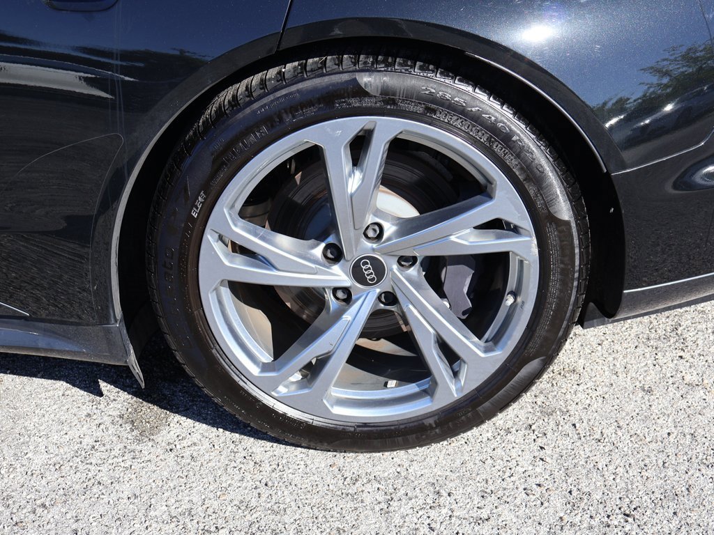 Used 2023 Audi e-tron GT Premium Plus image 21