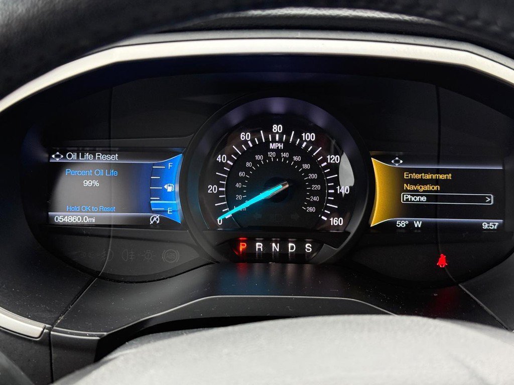 Used 2019 Ford Edge SEL w/ Cold Weather Package AWD/4WD image 16