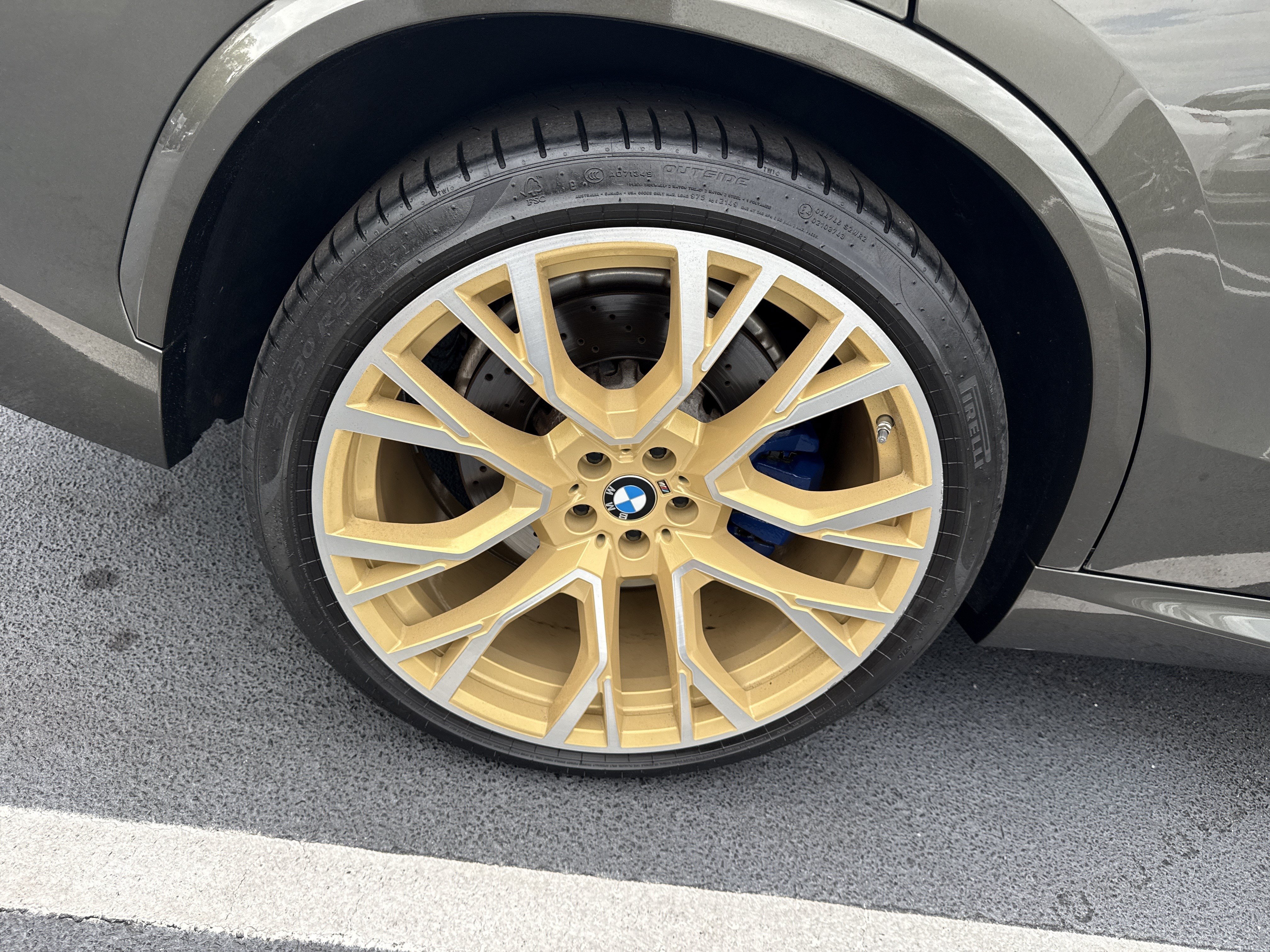 Used 2021 BMW X5 M w/ Competition Package AWD/4WD image 13