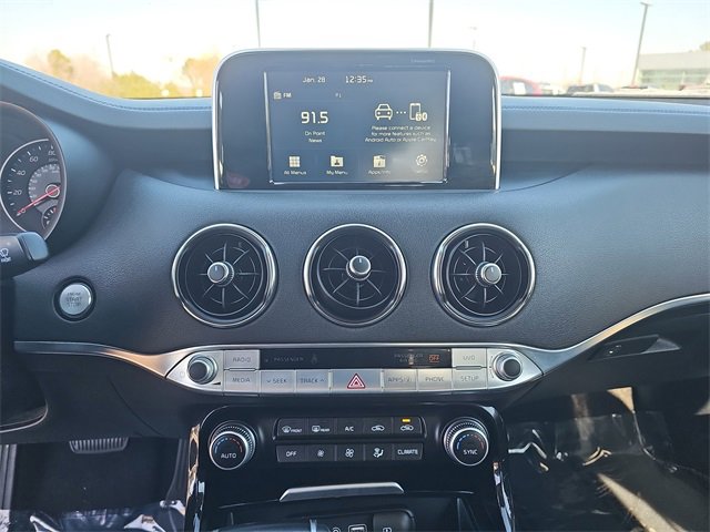 Used 2018 Kia Stinger image 19