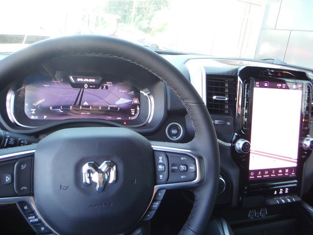 New 2026 RAM 1500 4x4 Crew Cab image 3