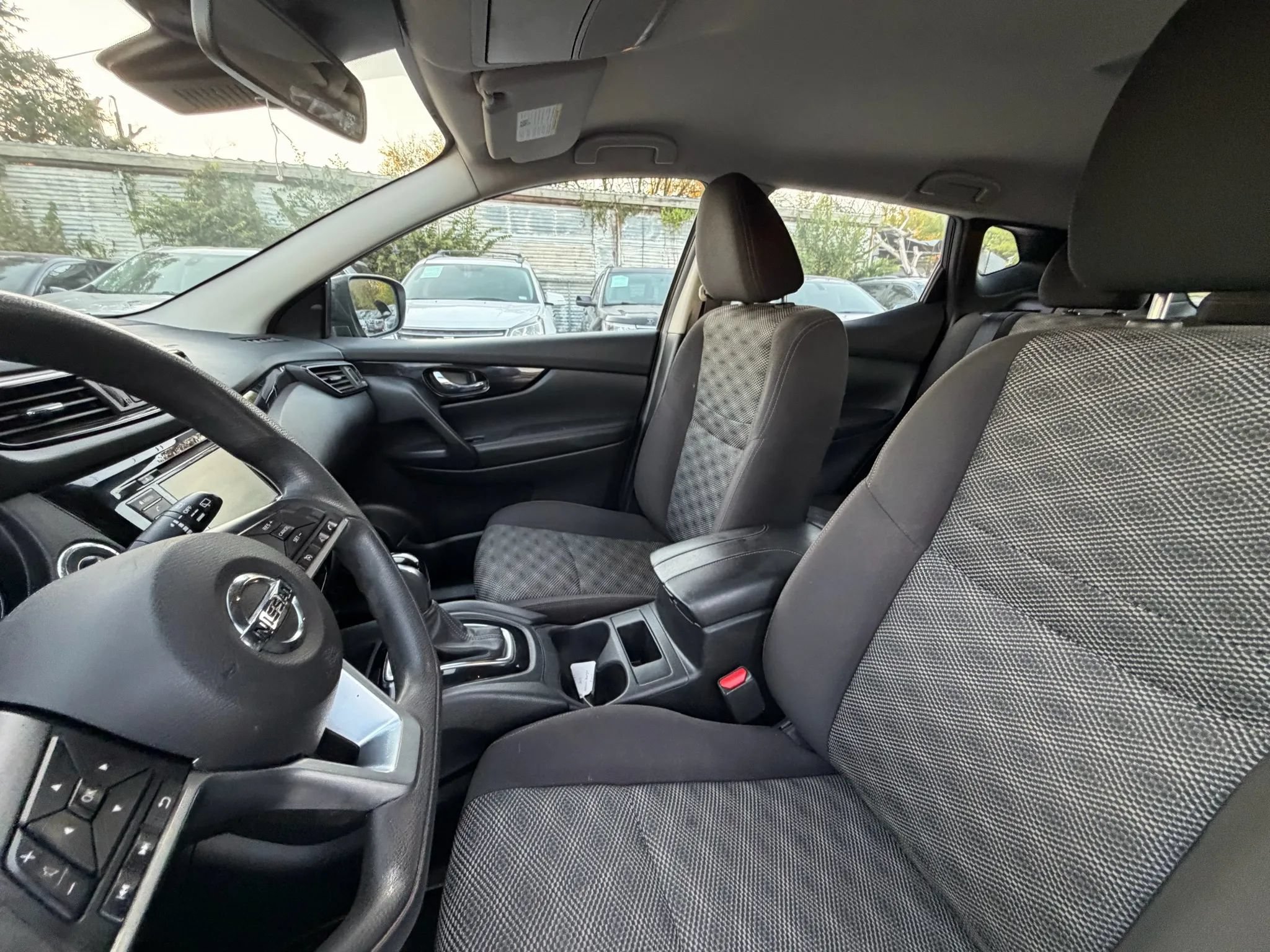 Used 2019 Nissan Rogue Sport SV FWD image 22
