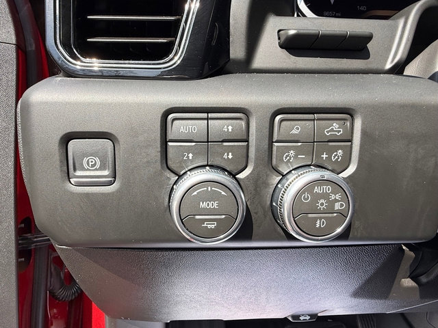 Used 2026 GMC Sierra 2500 AT4X image 23