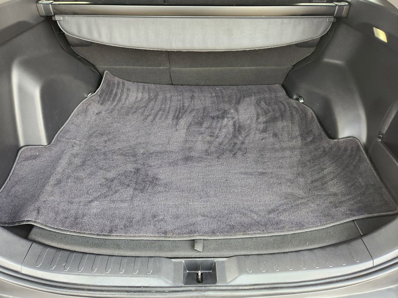 Used 2022 Toyota RAV4 XLE w/ Convenience Package image 31