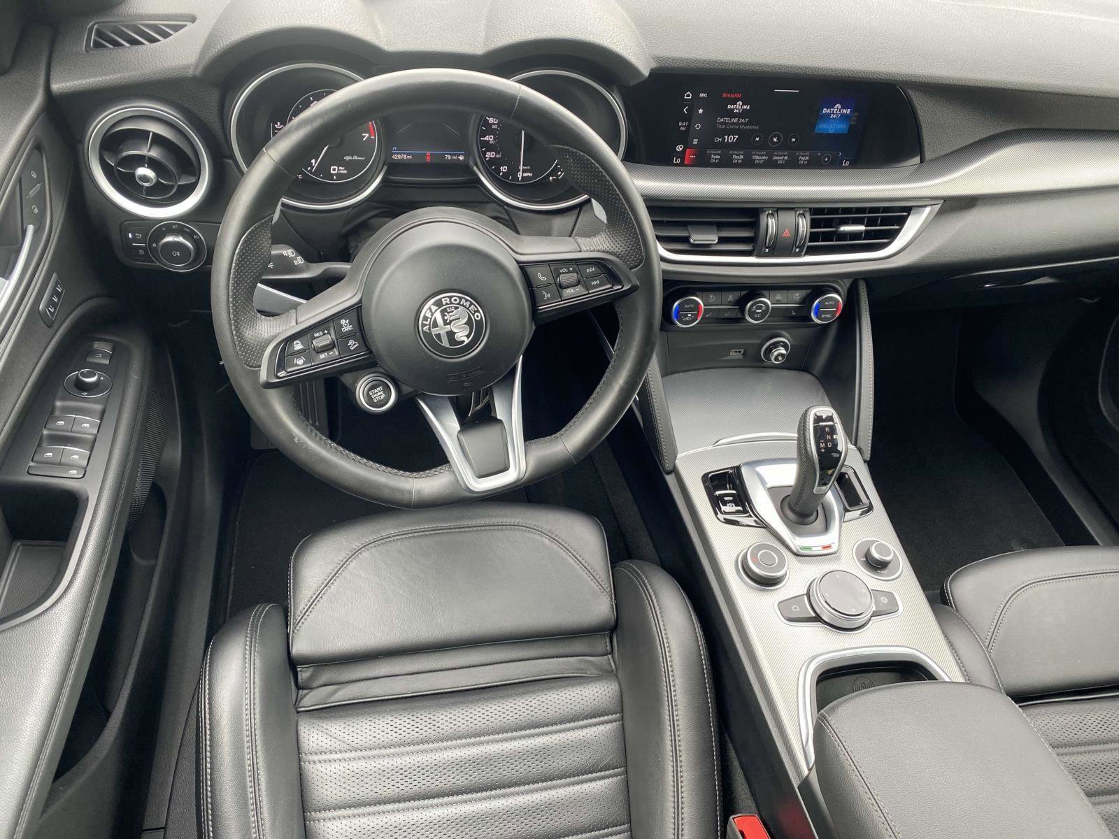 Used 2022 Alfa Romeo Stelvio Veloce image 17