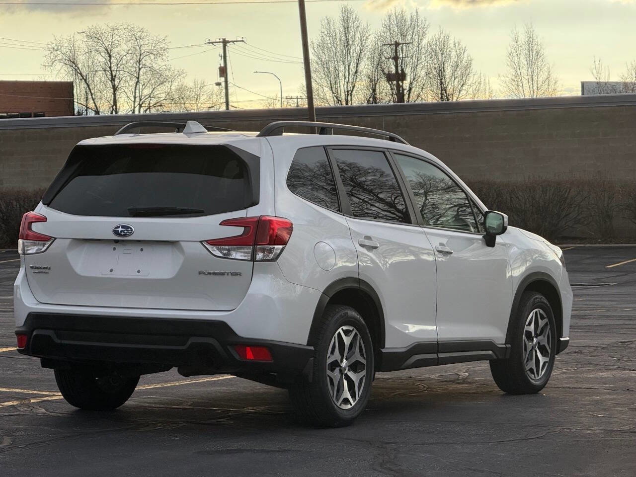 Used 2021 Subaru Forester Premium image 5