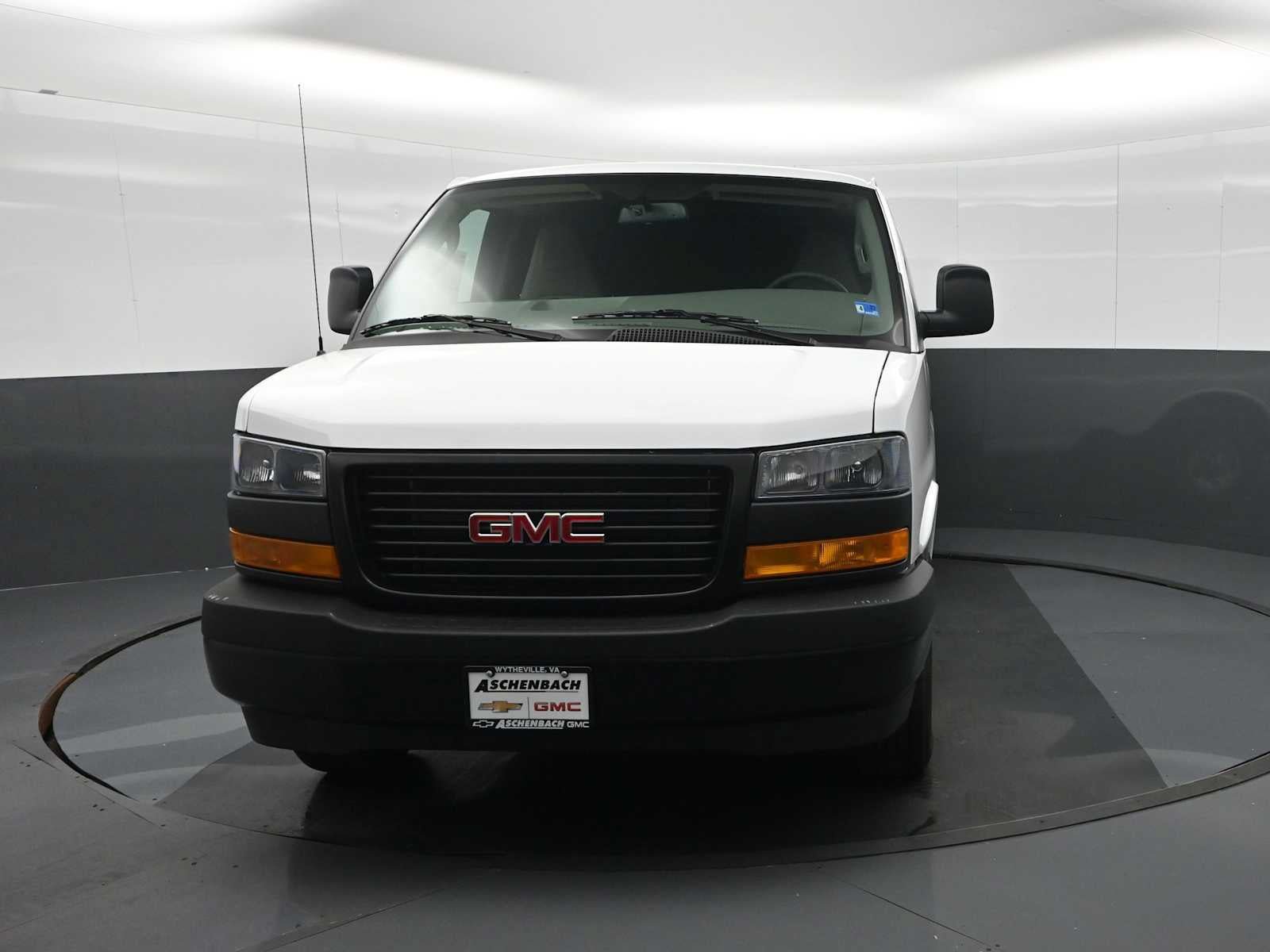 New 2026 GMC Savana 3500 Extended w/ Driver Convenience Package RWD image 3