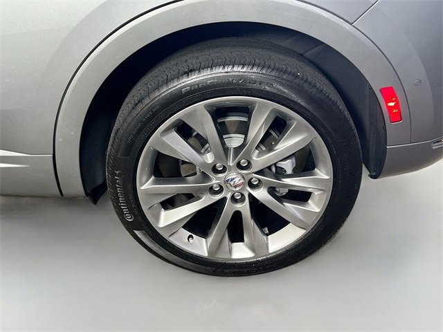 Used 2023 Buick Envision Avenir image 25