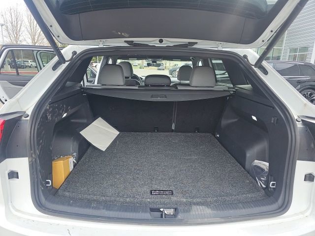 Used 2024 Volkswagen Atlas Cross Sport SEL image 10