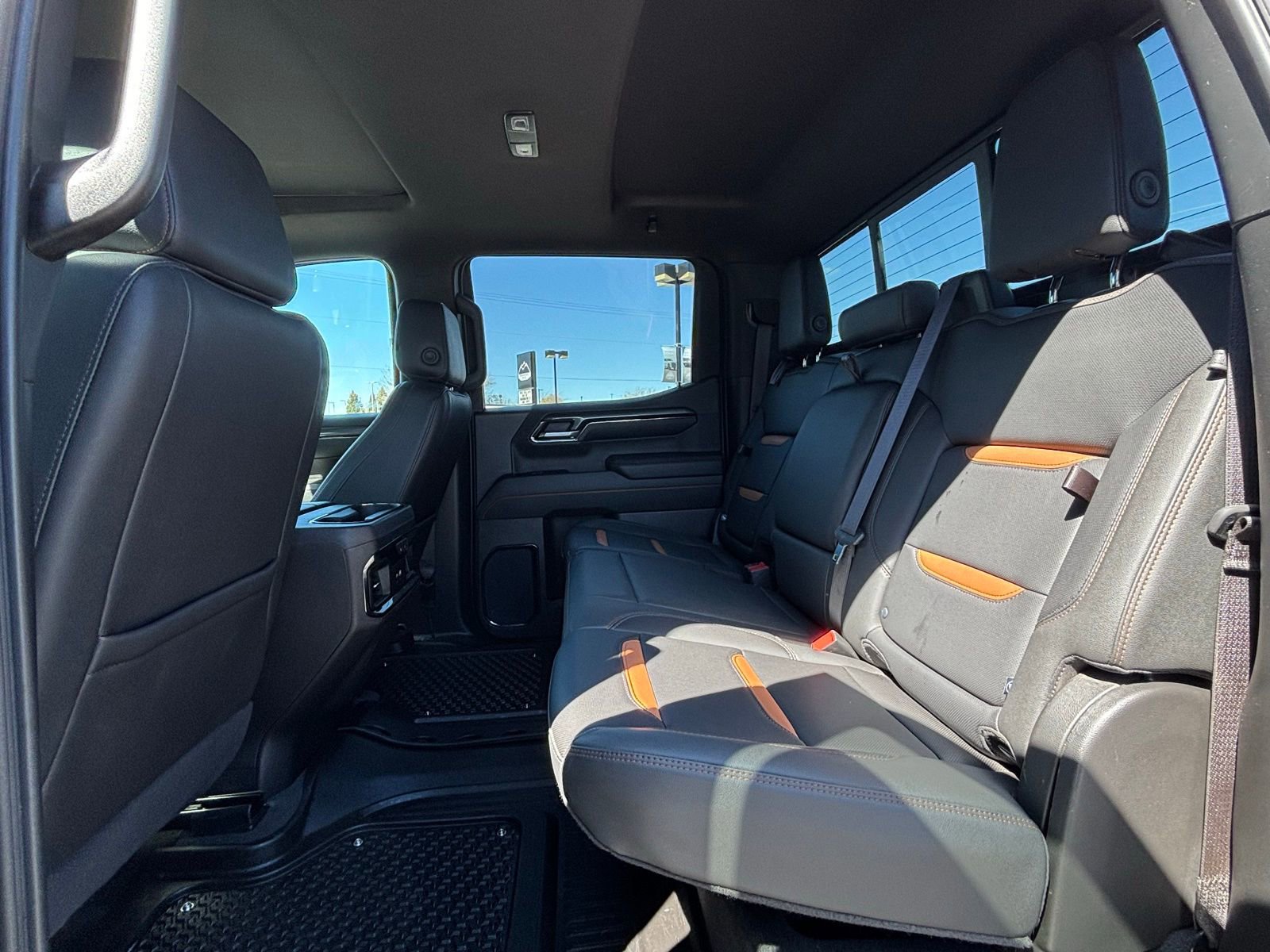 Used 2024 GMC Sierra 1500 AT4 w/ AT4 Premium Package image 21