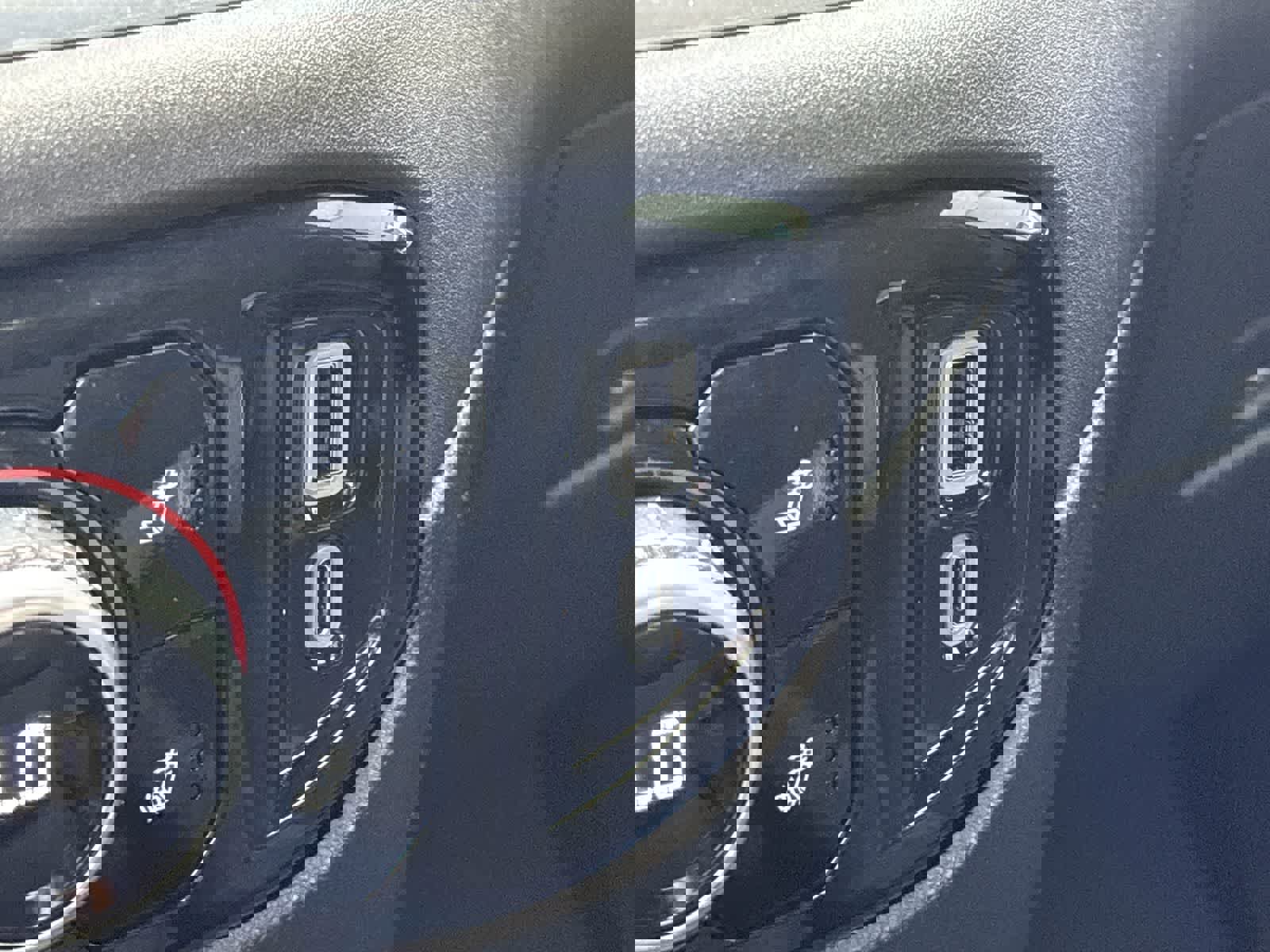 Used 2025 GMC Sierra 1500 Elevation image 39