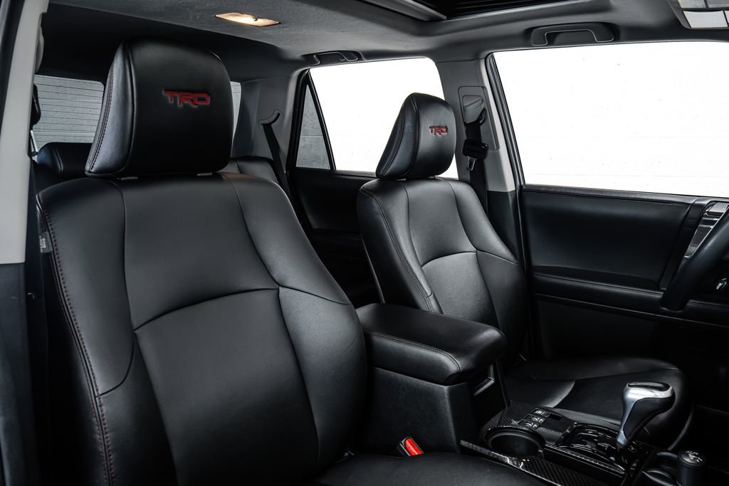 Used 2018 Toyota 4Runner TRD Off-Road Premium image 32