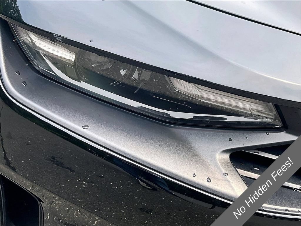 Used 2020 Chevrolet Camaro LT RWD image 24