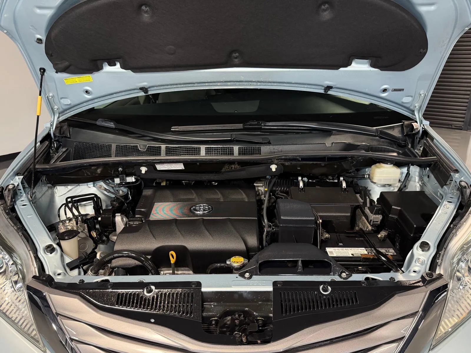 Used 2015 Toyota Sienna XLE Premium FWD image 8