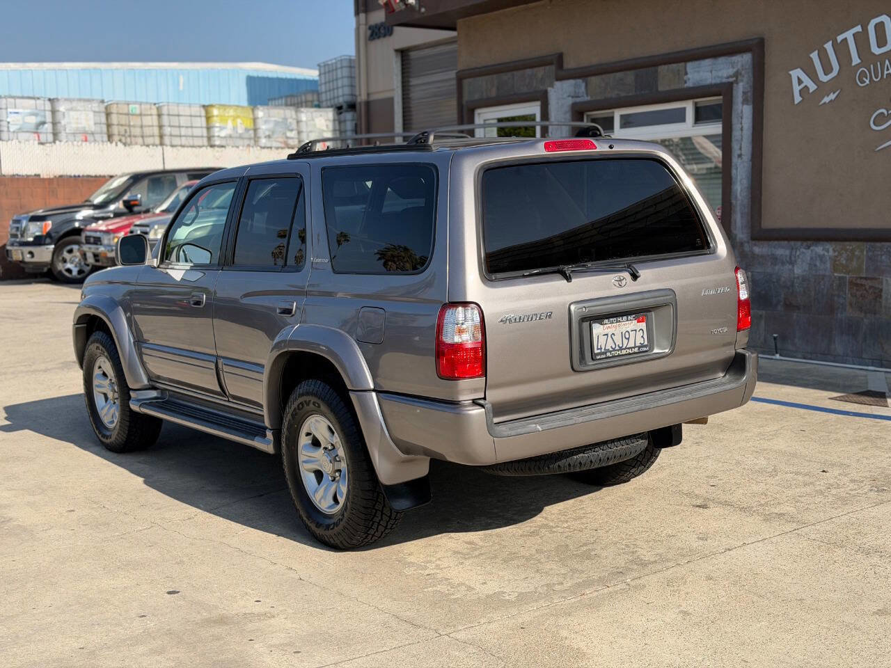 Used 2001 Toyota 4Runner Limited image 8