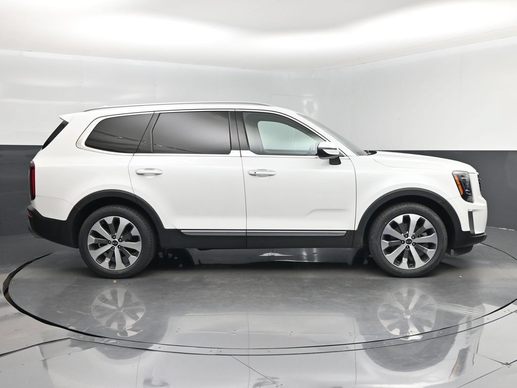 Used 2020 Kia Telluride S AWD/4WD image 2