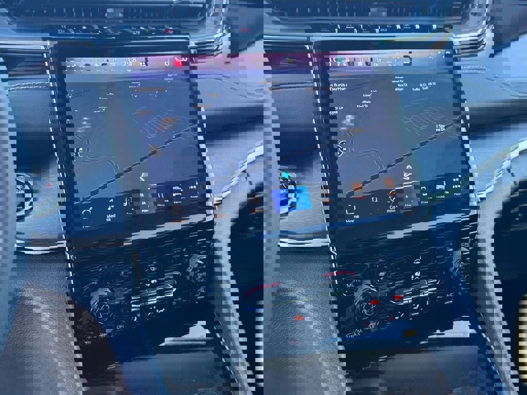 Used 2022 Jeep Grand Cherokee Limited 4xe image 23