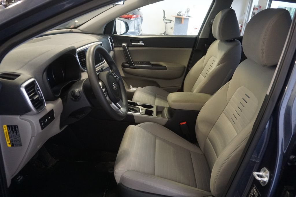 Used 2020 Kia Sportage LX w/ LX Popular Package AWD/4WD image 16