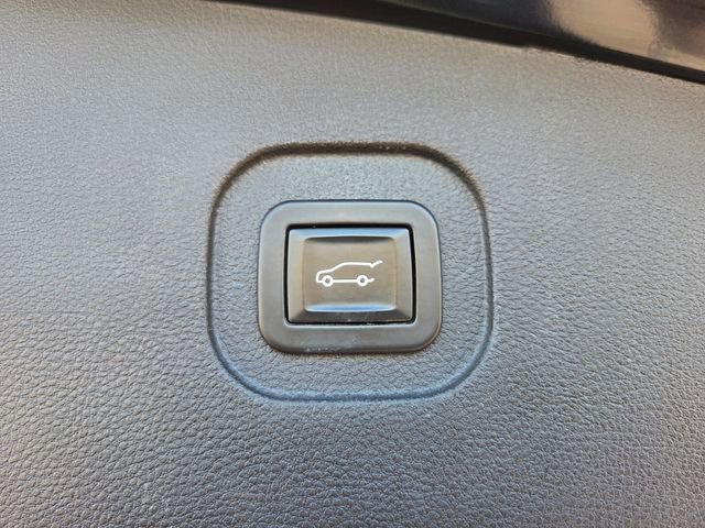 Used 2016 Chevrolet Equinox LTZ w/ Enhanced Convenience Package AWD/4WD image 51