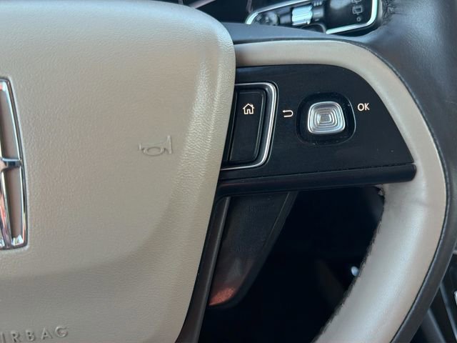 Used 2020 Lincoln Corsair FWD w/ Equipment Group 101A image 23