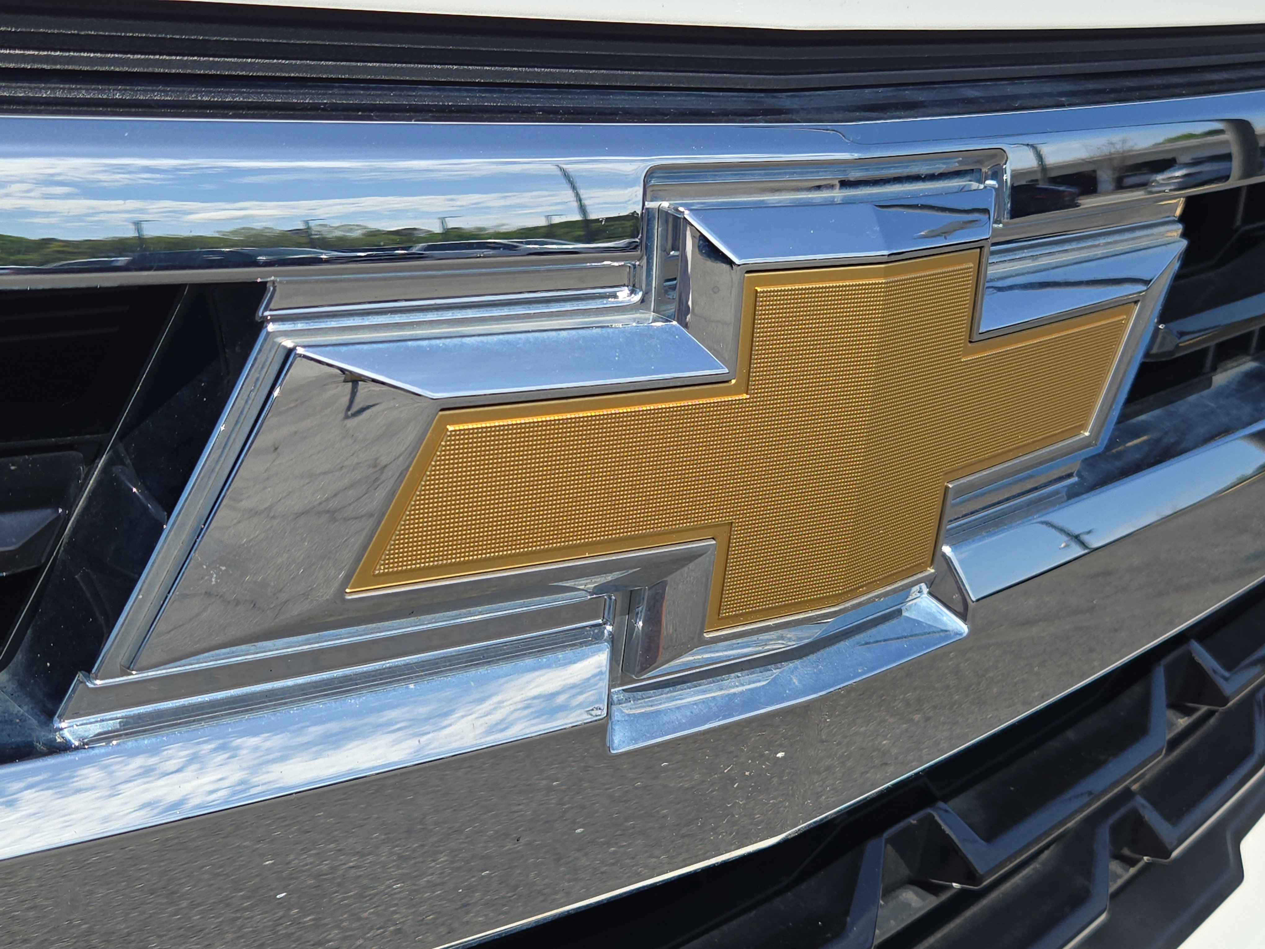 Used 2023 Chevrolet Silverado 1500 LT image 6
